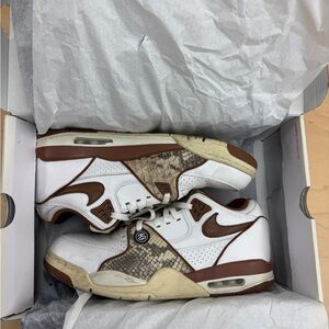 Nike Men's White and Brown Sneakers